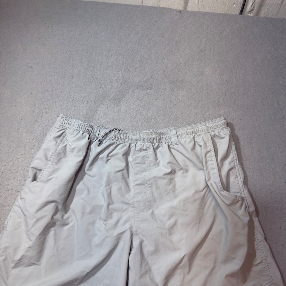 Columbia Shorts‎ Mens XXL Gray Good Omni-Shade Mesh Lined Outdoor Hiking 8in